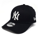 New Era New York Yankees 9Forty Black Basic Black/White OSFA